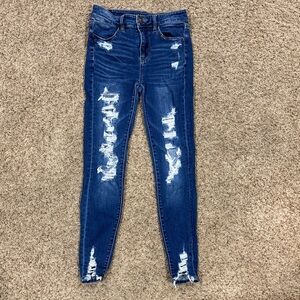 American Eagle Outfitters Distressed Skinny Jeans – Size 4